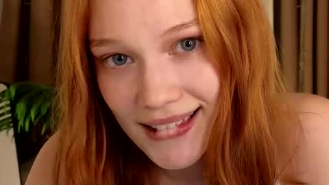 Jennifer online show from November 15, 2:18 pm