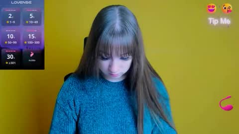 Jennifer online show from October 3, 11:04 am