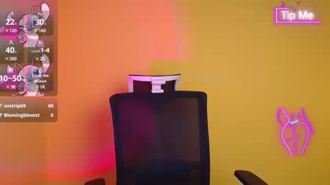 Jennifer online show from March 5, 1:06 pm