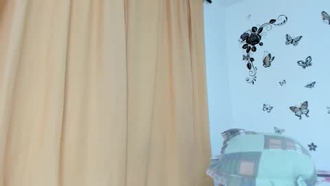 jenniferloveyou online show from December 16, 4:35 pm