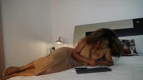 Jenn online show from May 27, 4:04 pm