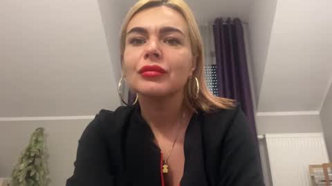 Jenny online show from January 3, 8:43 am