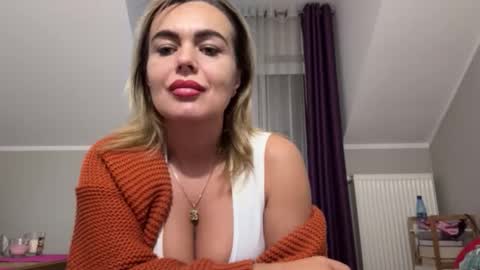 Jenny online show from October 8, 8:07 am