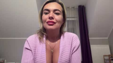 Jenny online show from September 25, 7:18 am