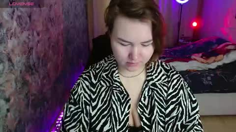 Jenny online show from March 4, 4:08 am