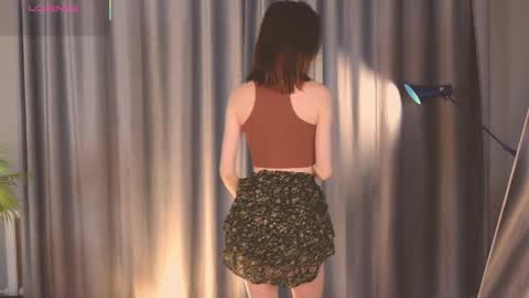 jennyfer_me online show from April 1, 12:39 pm