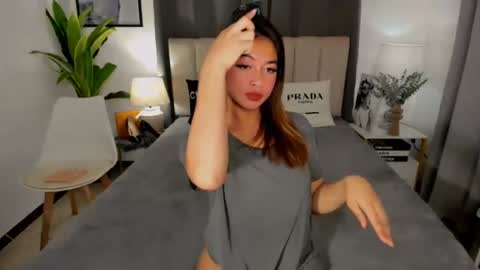 Jess online show from July 17, 12:59 am