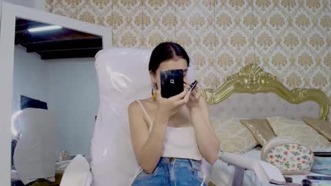 jessb_ online show from September 11, 6:30 pm