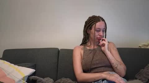 Jessy online show from December 18, 3:44 am