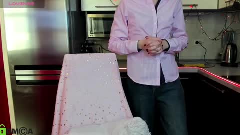 jessicaforris online show from March 10, 7:33 am