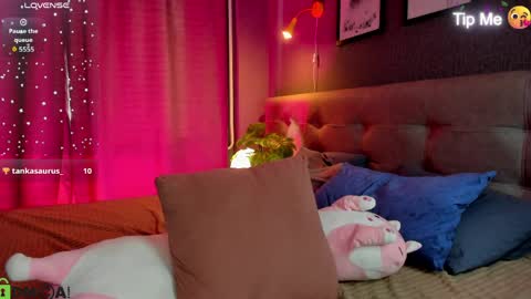 Jessie online show from March 31, 9:31 am