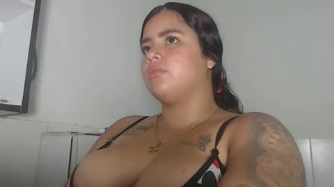 jessik_lov3 online show from May 23, 3:21 pm