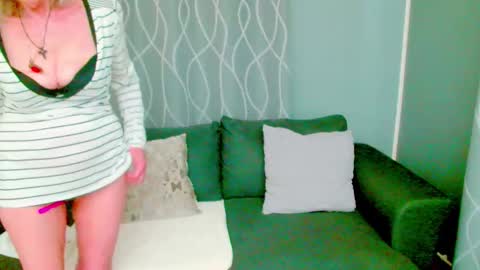 Snapshot of jessy_curt chatting on October 3, 10:31 am jessy curt online show from October 3, 10:31 am