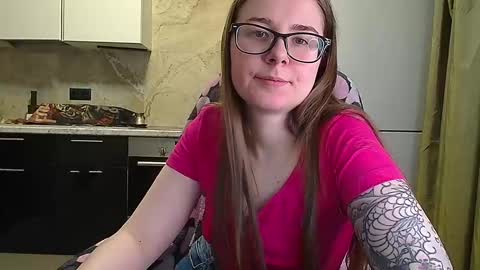 Snapshot of jessy_yng chatting on October 8, 1:48 pm jessy_yng online show from October 8, 1:48 pm