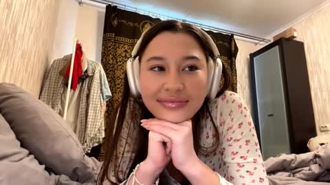 Lynn online show from October 19, 8:38 am