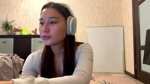 Lynn online show from November 5, 7:13 am