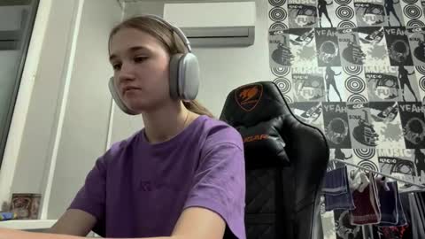 Helgi online show from December 5, 2:51 pm