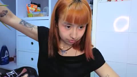 Minaa  online show from September 9, 12:43 am