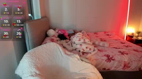 Juliette Rose online show from April 8, 6:26 am