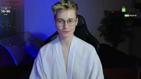 J online show from December 2, 9:06 pm