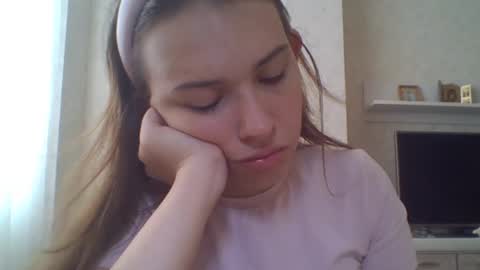 Jennifer online show from September 26, 1:20 pm