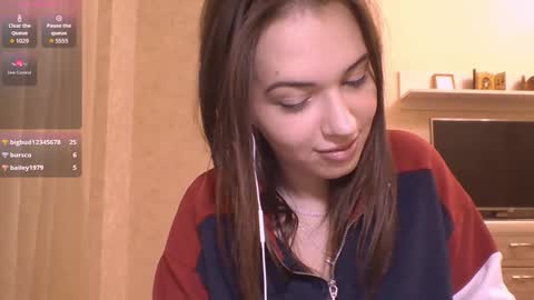 Jennifer online show from December 22, 9:18 pm