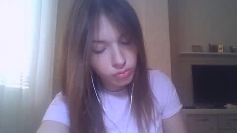 Jennifer online show from September 28, 2:33 pm