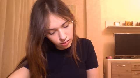 Jennifer online show from October 31, 6:34 pm