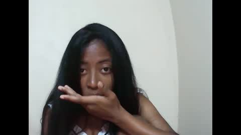 joliekah27 online show from December 13, 7:53 pm