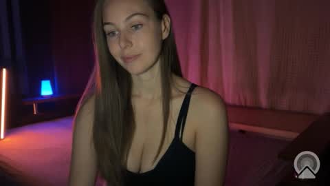 jollydolly__ online show from October 1, 9:20 pm