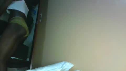 jollynabeb online show from October 28, 1:11 am