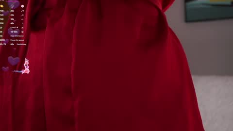 Viola online show from April 24, 1:47 pm