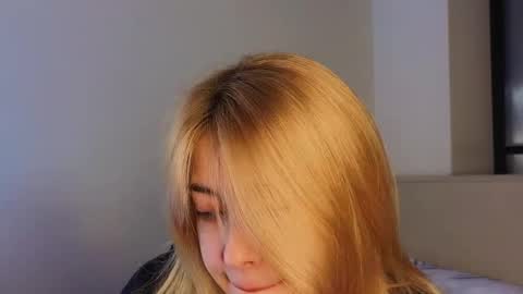 Viola online show from November 23, 11:45 am