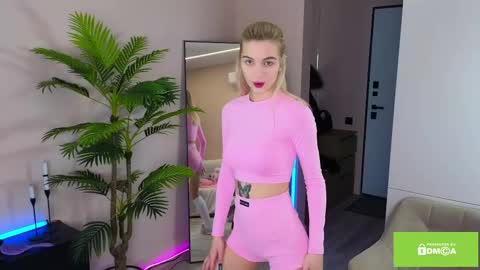 joybunny online show from February 19, 9:06 am