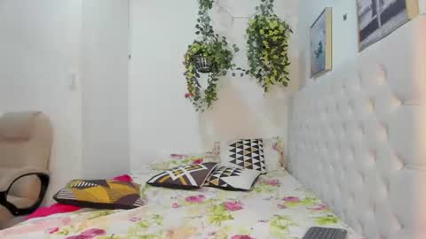 juana_naranjo online show from July 11, 8:14 am