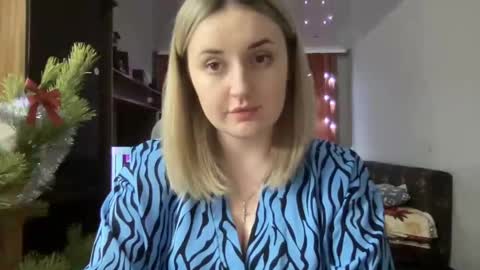 JudeValenti online show from December 19, 4:24 pm