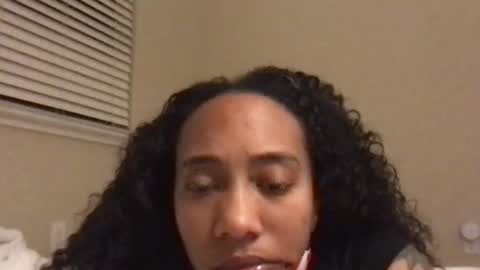 juicijazzi online show from December 5, 6:57 am