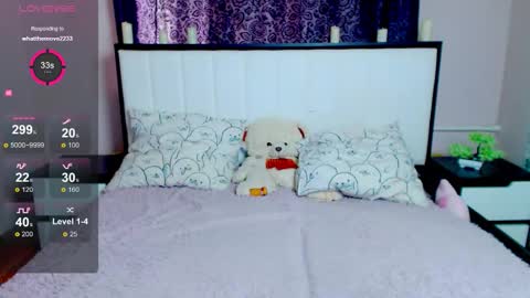 Snapshot of juicy_diana chatting on September 26, 3:15 am Diana For friends simple Di online show from September 26, 3:15 am