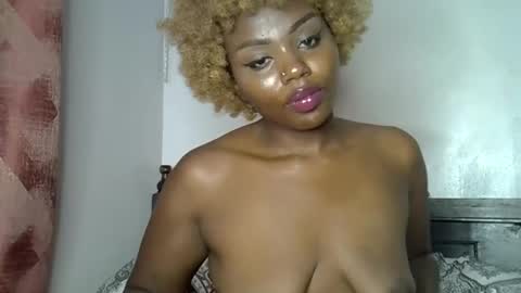 juicyblackforest online show from December 23, 5:39 am