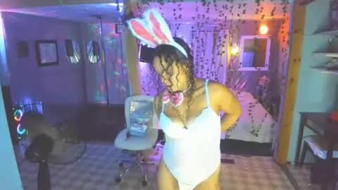juicyjayxxx69 online show from September 25, 4:44 am