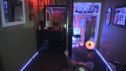 juicyjayxxx69 online show from February 24, 3:31 am