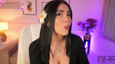 Jules Bennett online show from December 4, 11:34 am