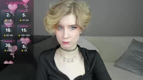 Snapshot of julescrown chatting on February 23, 1:09 am Jules online show from February 23, 1:09 am