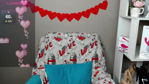 Snapshot of julescrown chatting on February 14, 1:45 am Jules online show from February 14, 1:45 am