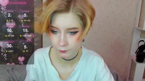 Snapshot of julescrown chatting on January 26, 1:20 am Jules online show from January 26, 1:20 am