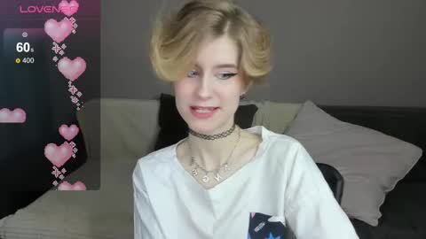 Snapshot of julescrown chatting on February 21, 1:11 am Jules online show from February 21, 1:11 am