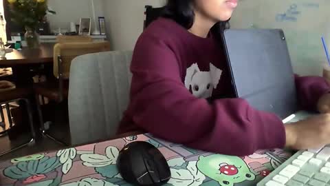 Jules and Eli online show from February 20, 4:08 pm