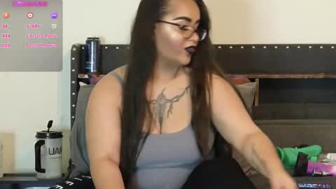 Julesss online show from November 4, 8:30 am