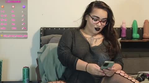 Julesss online show from January 23, 7:43 am