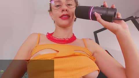 Julia Schedule 10 pm to 4  am GTM-5 online show from February 9, 1:25 pm